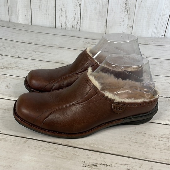 UGG Langford Brown Leather Shearling LIned Mule - Picture 2 of 14